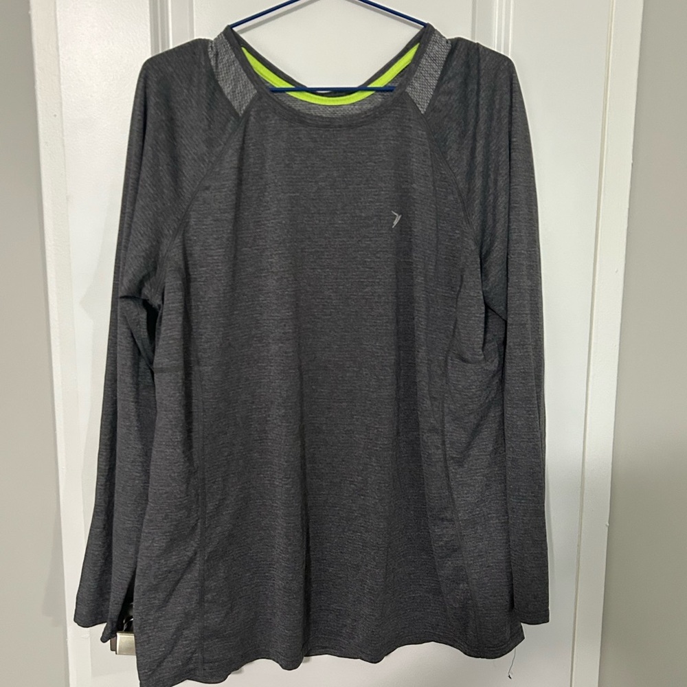 Old Navy Women Dryfit Gray Long Sleeve Tee